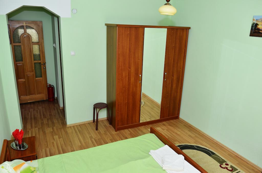 Pensiunea Deea Băile Herculane Exteriér fotografie